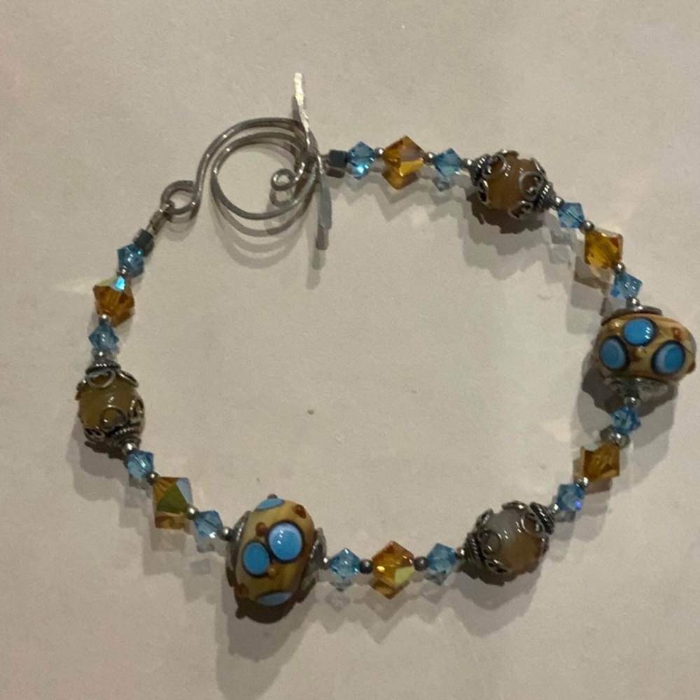 Beaded bracelet